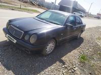 Mercedes-Benz E 200 1996 года за 1 500 000 тг. в Астана