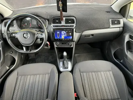 Volkswagen Polo 2018 года за 6 500 000 тг. в Уральск – фото 4
