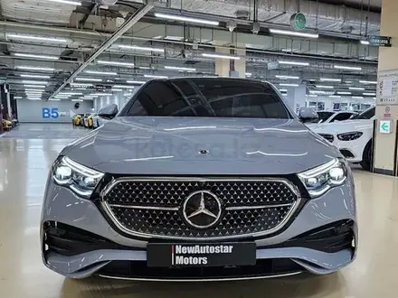 Mercedes-Benz E 400 2024 года за 41 000 000 тг. в Астана