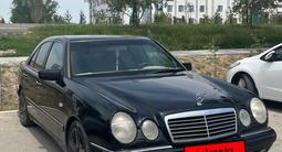 Mercedes-Benz E 320 1998 года за 2 600 000 тг. в Кызылорда