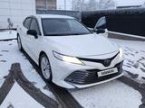 Toyota Camry 2018 года за 17 500 000 тг. в Шымкент