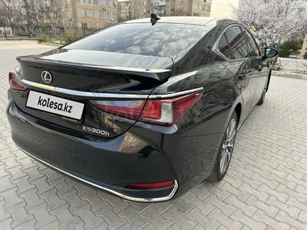 Lexus ES 300h 2019 года за 20 500 000 тг. в Актау – фото 3