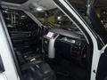 Land Rover Discovery 2006 года за 10 000 000 тг. в Алматы – фото 11