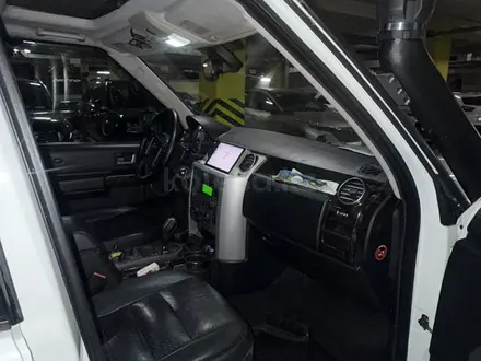 Land Rover Discovery 2006 года за 10 000 000 тг. в Алматы – фото 11