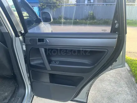 Volkswagen Touareg 2008 года за 5 500 000 тг. в Алматы – фото 10