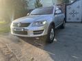 Volkswagen Touareg 2008 годаүшін5 500 000 тг. в Алматы