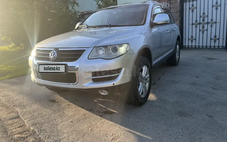 Volkswagen Touareg 2008 годаүшін5 500 000 тг. в Алматы