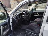 Toyota Land Cruiser 2011 годаүшін18 500 000 тг. в Урджар – фото 4