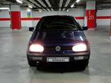 Volkswagen Golf 1995 годаүшін1 350 000 тг. в Тараз