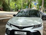 Toyota Camry 2021 года за 14 500 000 тг. в Уральск