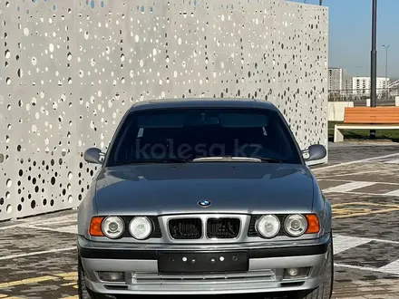 BMW 525 1995 года за 4 100 000 тг. в Шымкент – фото 4