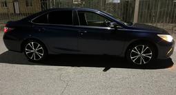 Toyota Camry 2015 года за 8 000 000 тг. в Атырау – фото 5