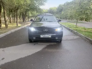 Infiniti FX35, 2003