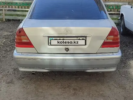 Mercedes-Benz C 180 1994 года за 800 000 тг. в Кокшетау – фото 4