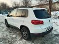 Volkswagen Tiguan 2014 годаfor5 700 000 тг. в Алматы – фото 4