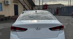 Hyundai Sonata 2018 года за 5 600 000 тг. в Уральск – фото 5