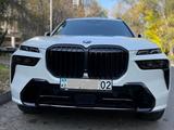 BMW X7 2022 года за 54 500 000 тг. в Алматы – фото 2