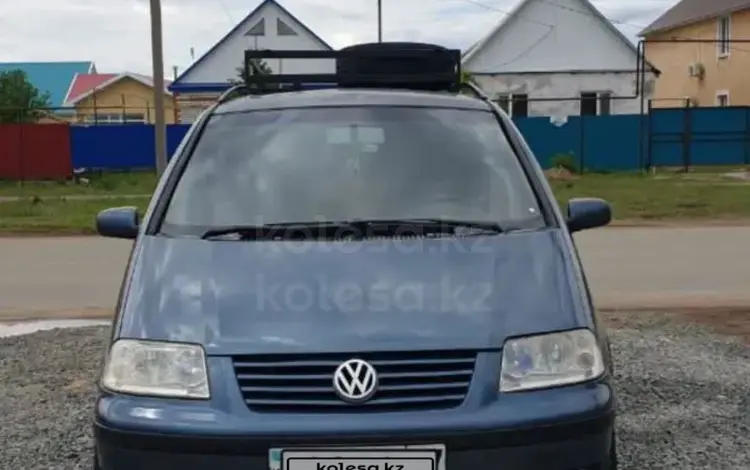 Volkswagen Sharan 2002 года за 2 900 000 тг. в Аксай