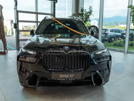 BMW X7 XDrive 40i 2025 года за 85 228 404 тг. в Алматы – фото 2