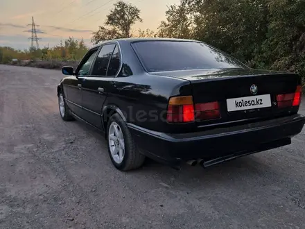 BMW 520 1990 года за 1 300 000 тг. в Караганда – фото 2