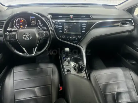 Toyota Camry 2018 года за 9 506 400 тг. в Астана – фото 8