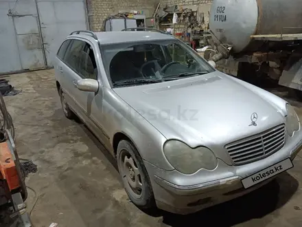 Mercedes-Benz C 200 2001 года за 3 000 000 тг. в Астана – фото 6