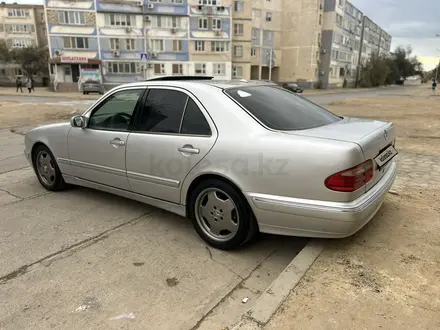 Mercedes-Benz E 320 2001 года за 4 600 000 тг. в Актау – фото 3