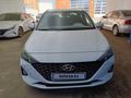 Hyundai Accent 2023 года за 5 796 875 тг. в Актобе – фото 2