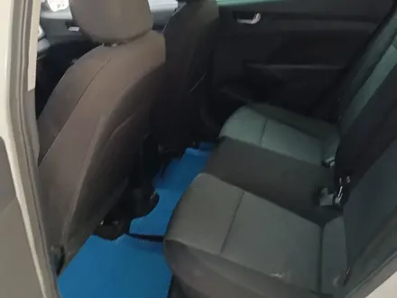 Hyundai Accent 2023 года за 5 796 875 тг. в Актобе – фото 9