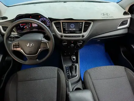 Hyundai Accent 2023 года за 5 796 875 тг. в Актобе – фото 7
