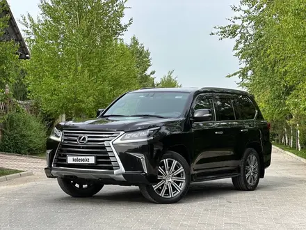 Lexus LX 570 2016 года за 40 000 000 тг. в Шымкент