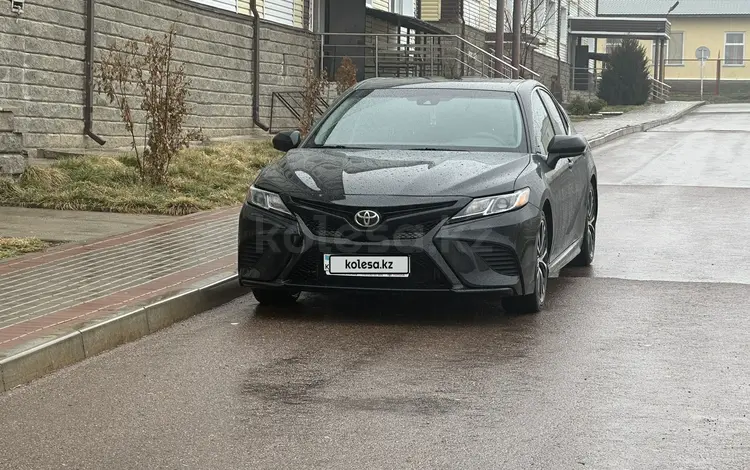 Toyota Camry 2018 года за 13 000 000 тг. в Кордай