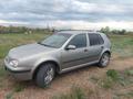 Volkswagen Golf 2002 года за 2 200 000 тг. в Астана