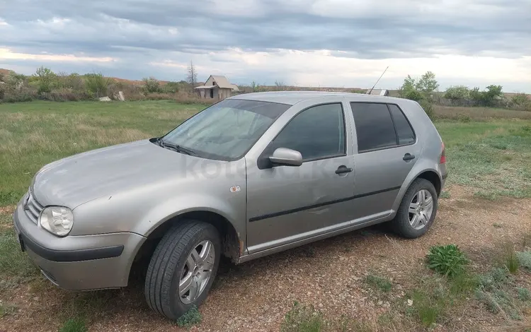 Volkswagen Golf 2002 года за 2 200 000 тг. в Астана