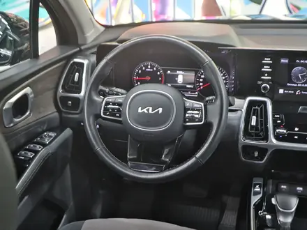 Kia Sorento 2022 года за 17 390 000 тг. в Алматы – фото 8