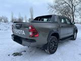 Toyota Hilux 2023 года за 24 300 000 тг. в Актобе – фото 4