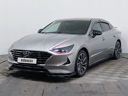 Hyundai Sonata 2020 года за 11 580 000 тг. в Астана