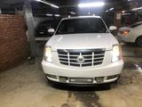 Cadillac Escalade 2007 года за 13 000 000 тг. в Алматы – фото 4