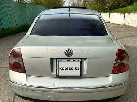 Volkswagen Passat 2005 года за 2 200 000 тг. в Алматы – фото 18