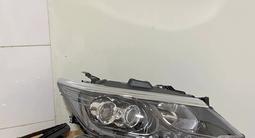 Решетка в бампер, фара, туманка, на Toyota Camry 55 Exclusive за 35 000 тг. в Алматы – фото 4