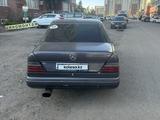 Mercedes-Benz E 230 1992 года за 1 300 000 тг. в Астана – фото 3