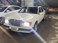 Mercedes-Benz E 230 1990 года за 1 350 000 тг. в Шымкент