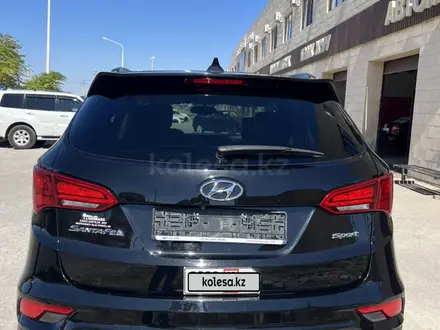 Hyundai Santa Fe 2017 года за 7 000 000 тг. в Атырау – фото 5