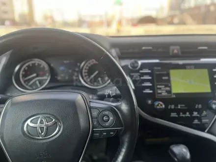 Toyota Camry 2019 года за 14 900 000 тг. в Астана – фото 8