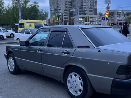 Mercedes-Benz 190 1992 года за 1 350 000 тг. в Астана – фото 2