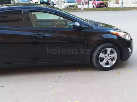 Hyundai Elantra 2013 года за 4 900 000 тг. в Актобе – фото 2