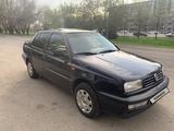 Volkswagen Vento 1993 года за 1 800 000 тг. в Алматы