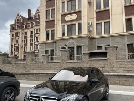 Mercedes-Benz E 200 2015 года за 13 500 000 тг. в Астана – фото 2