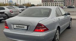 Mercedes-Benz S 320 1999 года за 2 800 000 тг. в Астана – фото 3