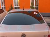 Volkswagen Bora 2002 года за 2 000 000 тг. в Отеген-Батыр – фото 4